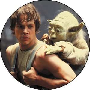  Star Wars Luke Yoda Button B SW 0039 Toys & Games