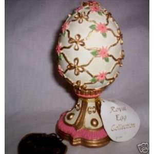  Lefton Royal Egg Collection/Laras Theme 