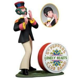   Beatles Paul McCartney Figure (Prepainted) Polar Lights: Toys & Games