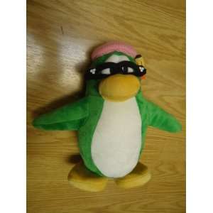   : Disney Club Penguin Plush Aunt Arctic 9.5 Penguin: Everything Else