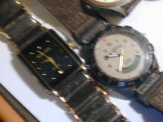 JOB LOT GENTS VINTAGE OLD WATCHES 14 WRISTWATCHES + OLD VINTAGE BOX 
