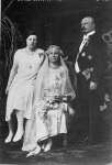 Description: 1900s photo Dutch Royal Family