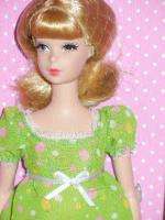 Nighty Brights Francie Giftset   Barbie Silkstone   Barbie Fan Club 