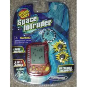  Space Intruder Keychain Games, Key Chain Toys & Games