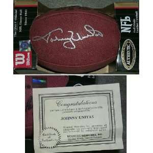  Johnny Unitas Signed NFL Game Football: Sports & Outdoors