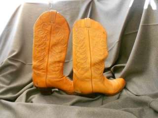 Mens Tony Lama Cowboy Boots Mustard Color, 10 ½  