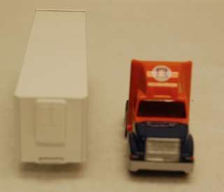   Smile Roadway Express & The Rouse Company Trailer Truck 1:64  