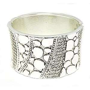    Wide Silver tone Brass Lizard Skin Look Designer Bracelet Jewelry