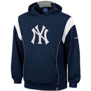   York Yankees Navy Blue Showboat Hoody Sweatshirt: Sports & Outdoors