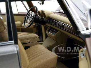   of Mercedes 600 Pullman Limousine SWB die cast model car by Auto Art
