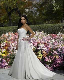 Sample Bridal Gown by Forever Yours   LIGHT IVORY   Size 6 CLASSIC 