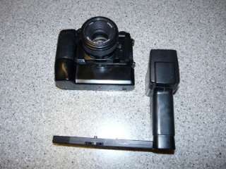   Camera Motor with 4 High End FLASH Units Bundle 043325010217  
