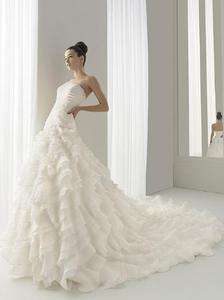   Layers Wedding Dress Bridal Gown Chapel Train Free Size New  