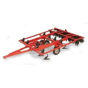  Ertl Collectibles 1:16 Red Chisel Plow: Toys & Games