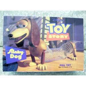  1996 Toy Story Slinky Dog: Toys & Games