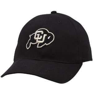  Nike Colorado Buffaloes Youth Black Swoosh Flex Fit Hat 