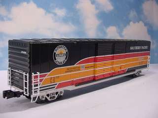 SOUTHERN PACIFIC   DAYLIGHT BOXCAR  HERITAGE SERIES  