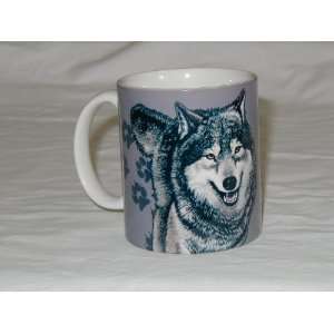  Wolf Trax 11 Oz. Ceramic Coffee Mug or Tea Cup: Kitchen 