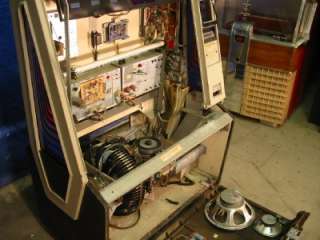 ROCKOLA 480 JUKEBOX. NON WORKING PARTS BOX OR TO RESTORE LOOKS 