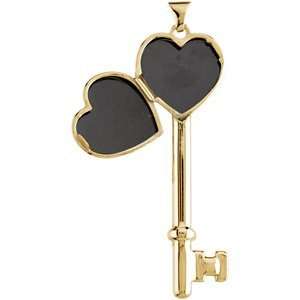  Key Heart Locket With Diamond Cut Pattern. 46.50 Mm X 15.00 Mm Key 