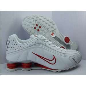 Nike Shox R4 White/Red/Grey Men Size 9.5:  Sports 