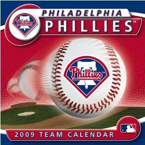  Philadelphia Phillies MLB Box Calendar: Sports & Outdoors