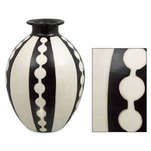  Ceramic vase, String of Pearls