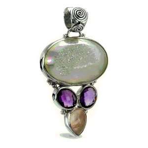  , Oval, 3.0 cm & 17.5 ct Stone and 3 Amethyst and Rose Quartz Stones