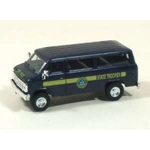    TRIDENT HO (1/87) CHEVY VAN NEW YORK STATE POLICE: Toys & Games