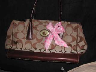 Large COACH Brown Signature C Shoulder Bag Pink purse scarf C on front 