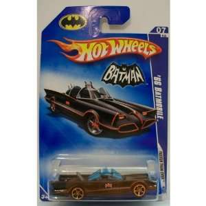  2009 Hot Wheels 66 Batmobile 07/10 Toys & Games