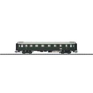  H0 Tr 1 /2.Cl.Hecht Wagon, German Rail Toys & Games