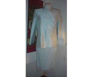 Bill Blass lt blue silk/cotton open lace skirt suit 6  
