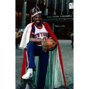 Bernard King New York Knicks   with Crown at the Garden   Autographed 